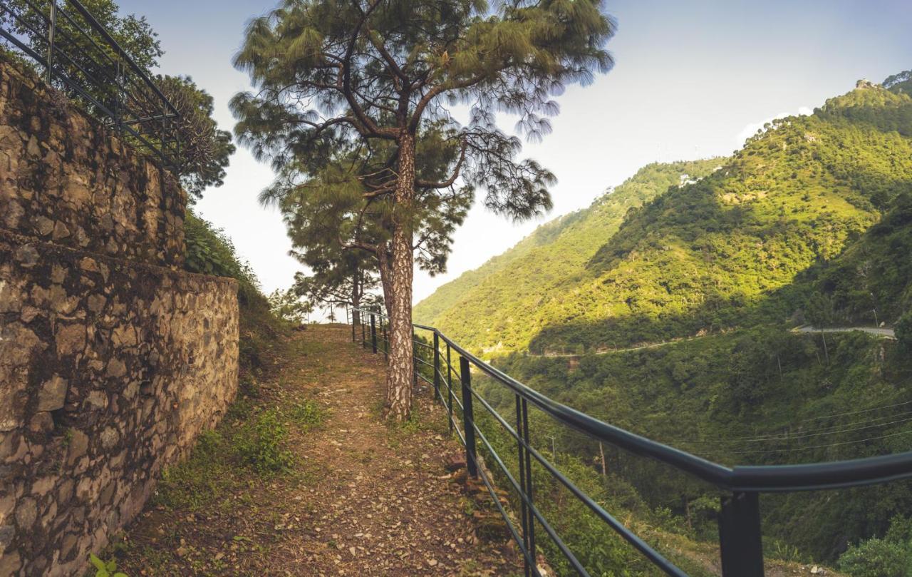 Safarmaina Resort Kasauli Exterior photo