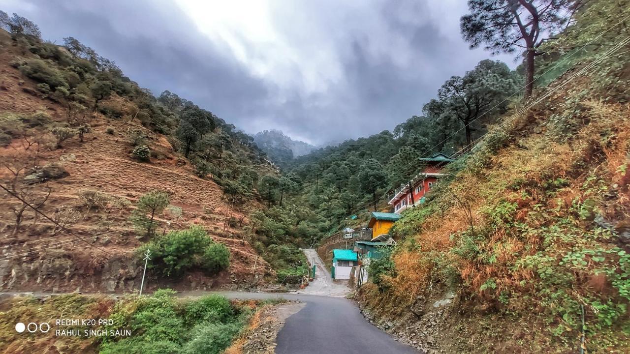 Safarmaina Resort Kasauli Exterior photo